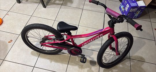 Specialized Riprock Coaster 20 in pink,