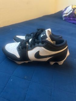 Boys shoes