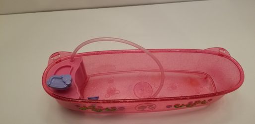 Barbie bath tub