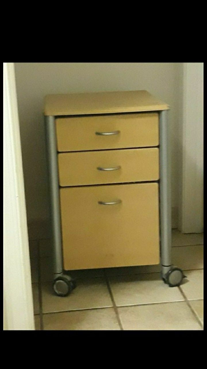 Office file cabinet, wheels