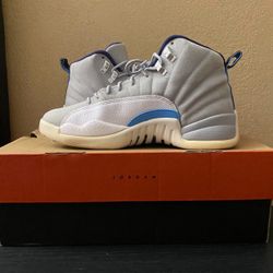 Jordan 12 ‘grey university blue’