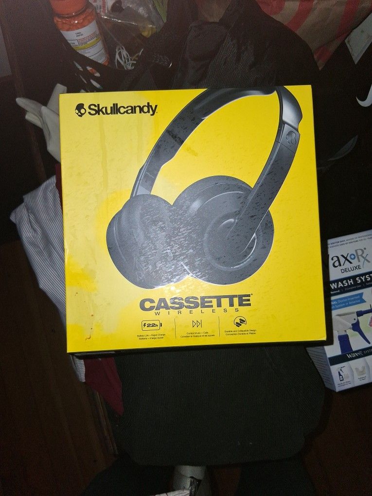 Skull Candy Bluetooth Headphones