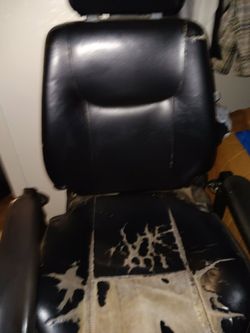 Titan Electrical wheel chair
