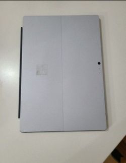 MICROSOFT SURFACE PRO KEYBOARD INCLUDED!!