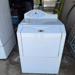 🔥💧 Washer & Dryer Set – Samsung Gas Dryer + Maytag Neptune Washer