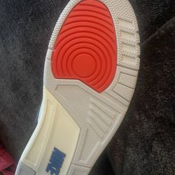 AIR JORDAN 3 BRAND NEW 