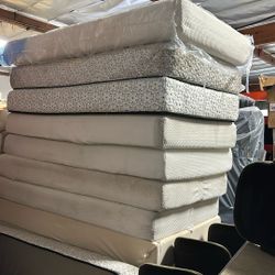 15 Twin Mattresses For FREE! FREE PICK UP ONLY 