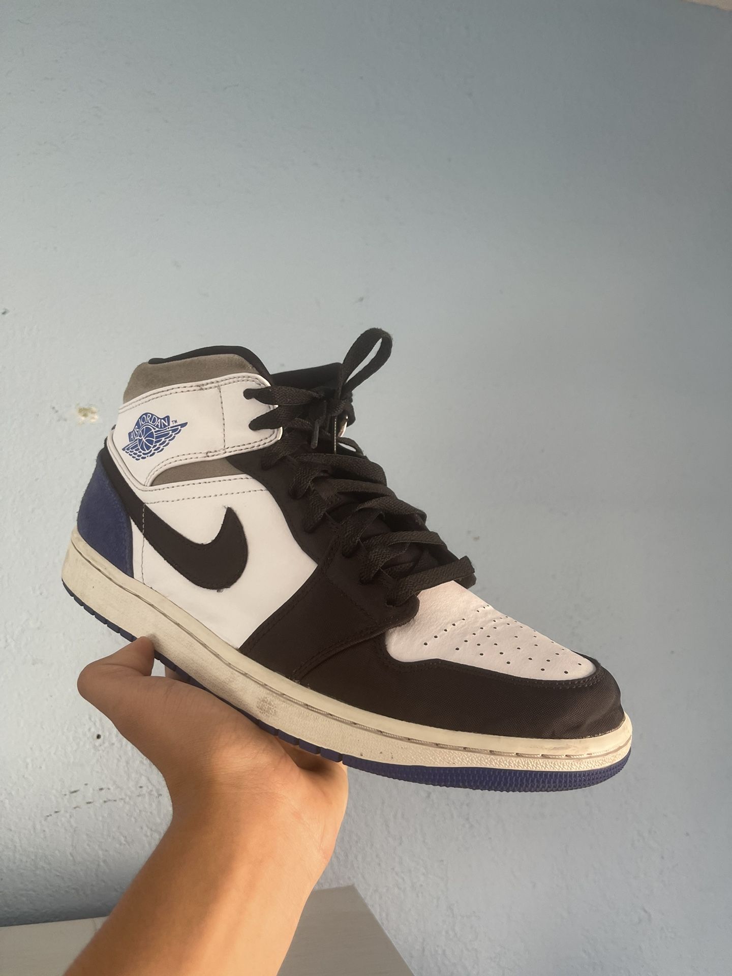 size 12 air jordan 1's white/hyper royal black blanc/noir/royal hyper