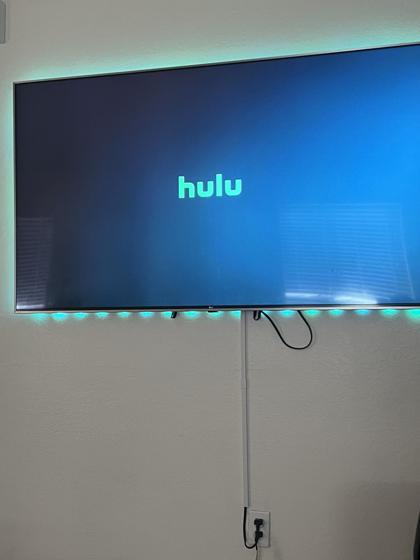 Samsung 65 Inch 4K Smart Tv