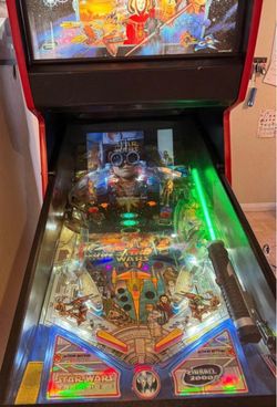 Pin ball machine. Star Wars episode 1