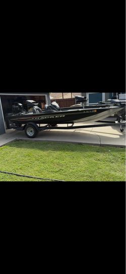2021 bass tracker