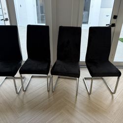 Set Of 4 Dining Chairs 