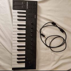 Native Instruments Komplete Kontrol M32
