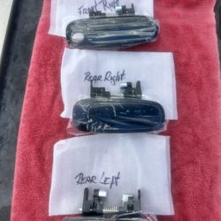 EXTERIOR DOOR HANDLES 