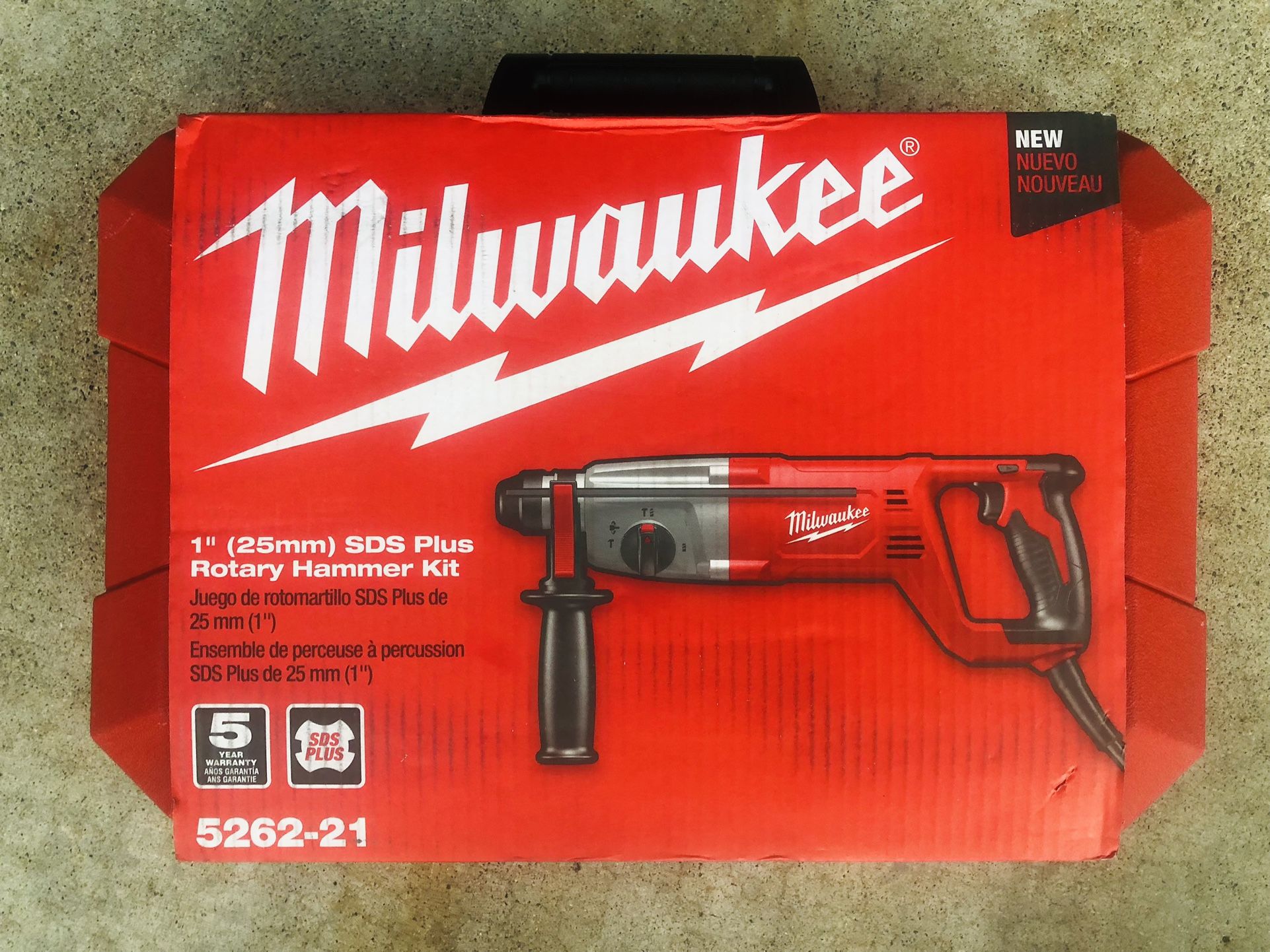 Milwaukee 8 Amp Corded 1 in. SDS D-Handle Rotary Hammer