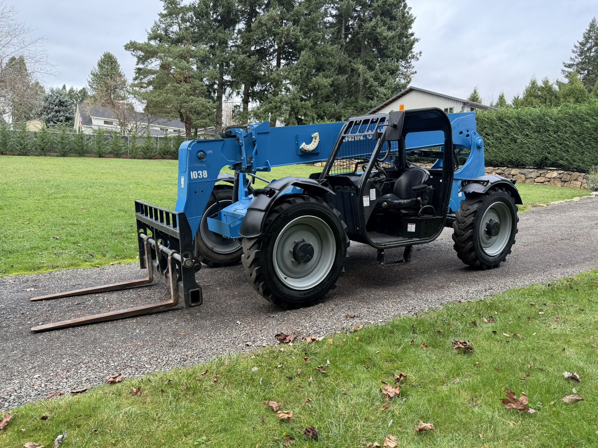 2017 Genie GTH636 Telehandler - 6,000lb Lift - 36FT Lift - 2,297 Hours