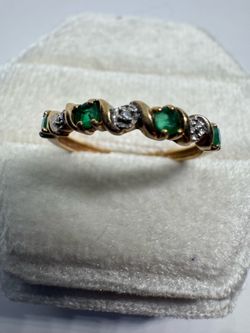 Vintage 10K 417 Yellow Gold Natural Emerald & Diamond Ring Size 6 | Fine Jewelry