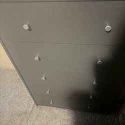 5 Drawer Gray Chest