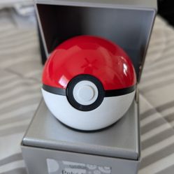 Pokemon Die-Cast Poke Ball Replica (The Wand Company)