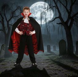 Kids Royal Deluxe Vampire Costume, XL