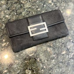 Fendi vintage wallet 