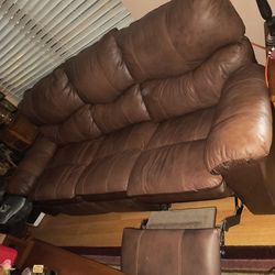 Large Brown Leather Reclining Sofa 2 End Tables And Coffee Table That Lifts Up