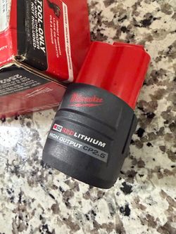 Milwaukee M12 2.5 High Output Battery