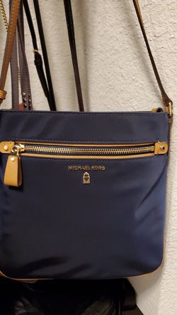 Michael kors crossbody Navy and tan