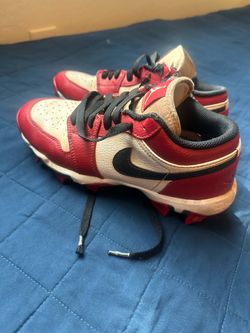 Boys shoes
