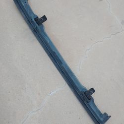 MOPAR WINDSHIELD REPLACEMENT CHANNEL HEADER