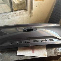 2016-2024 Charcoal Gray Toyota Tacoma Tailgate