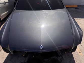 Hood Mercedes E(contact info removed)