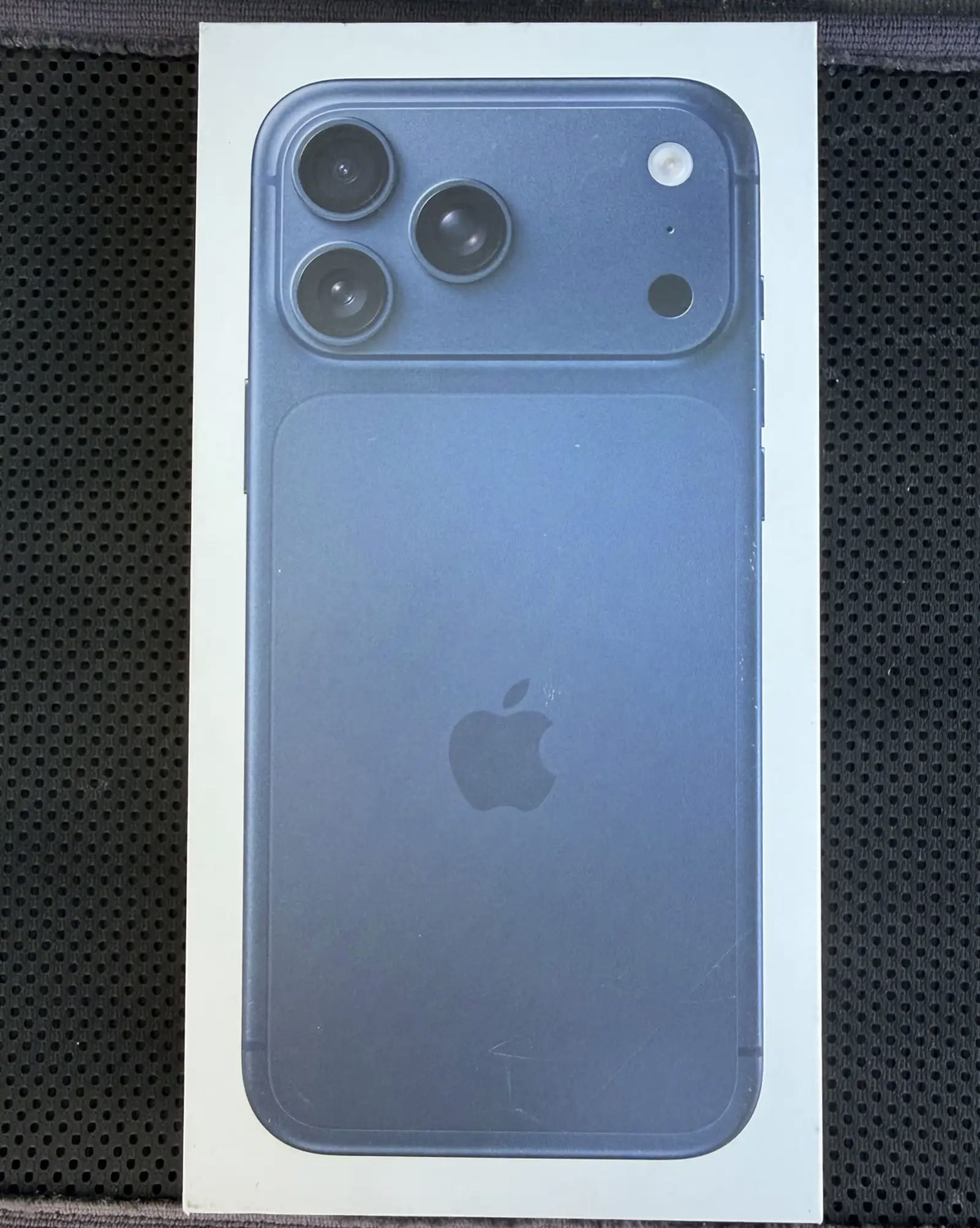 iPhone 17 Pro Deep Blue 256g