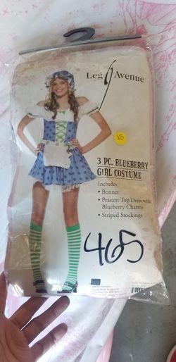 Girl costume