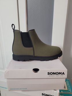 NEW SONOMA GIRLS BOOTS SIZE 5