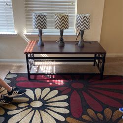 Coffee tables 2 side tables and three lampshades I am ask and $60 for all