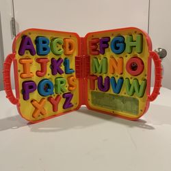 Hasbro Elmo’s On The Go Letters Toy