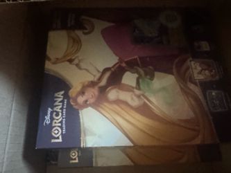 New Lorcana rapunzel collector  trading cards