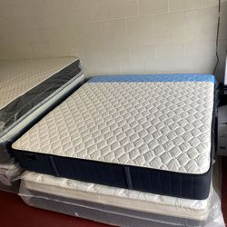 King Size Mattress Stearns & Foster 12” Inches Thick Wrapped in Plastic Direct From Factory Same Day Delivery  