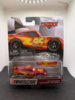 Disney Pixar Cars Lightning McQueen Die-Cast NASCAR