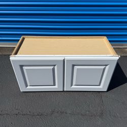 Assembled Wall Bridge Kitchen Cabinet in White