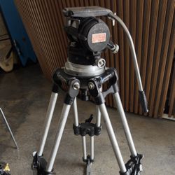 Oconnor 50 Fluid Head W/ Tripod  Ronford Baker Baby 150mm Ball With Spreader