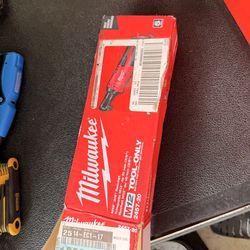Milwaukee M12 Rachet
