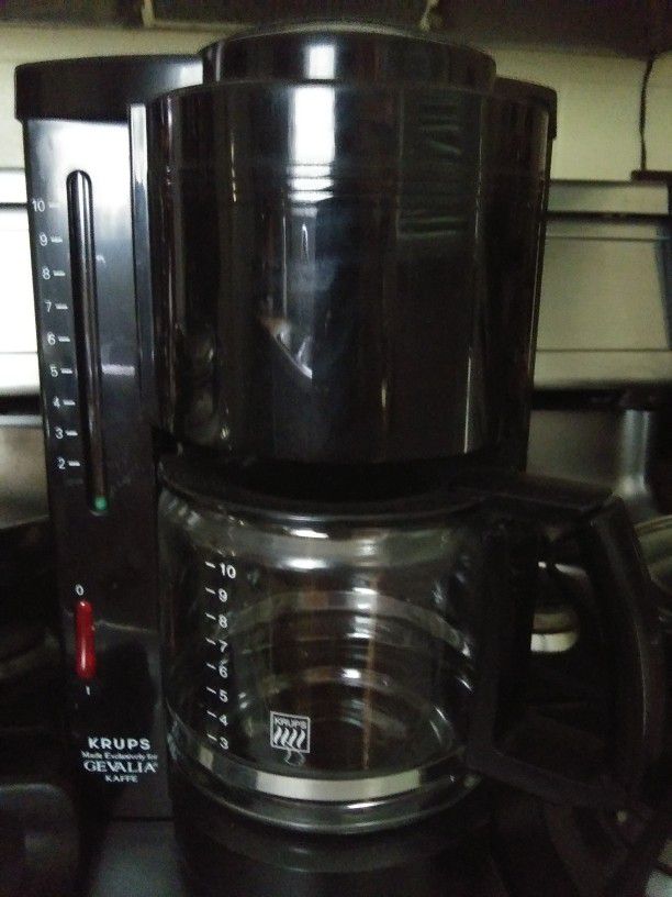 NEW NEVER USED BLACK COFFEE MAKER BY GEVALIA
