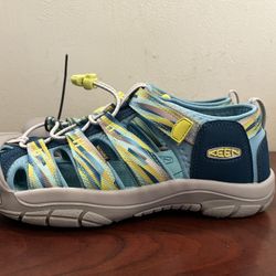 Keen Sandals / Water Shoes / Sport / Outdoor / Hiking / Fishing 