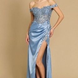 Formal dress 