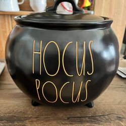 Rae Dunn Cauldron Hocus Pocos 