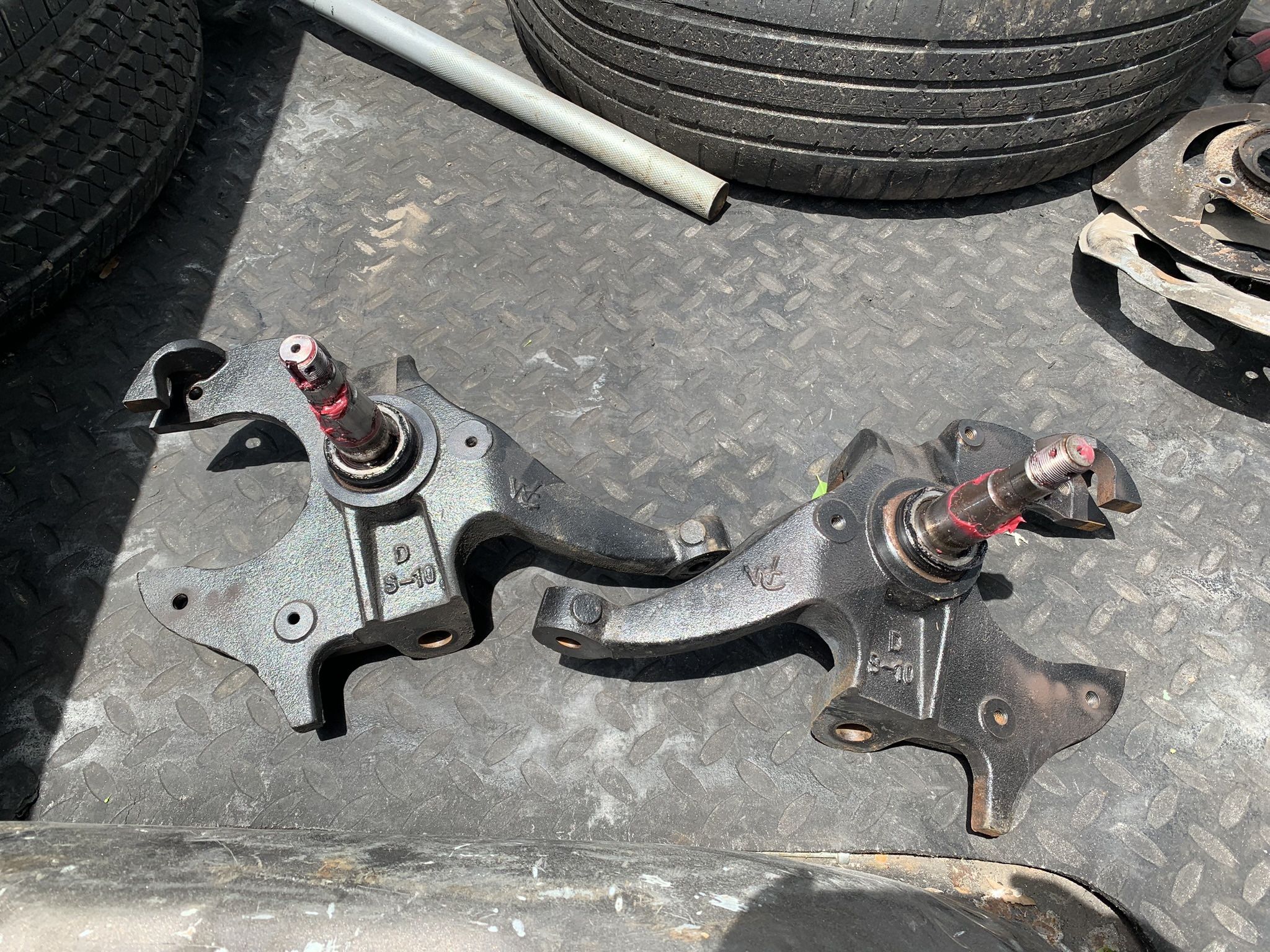 Western Chassis S10 / Gbody 2” Drop Spindles for Sale in Miami, FL