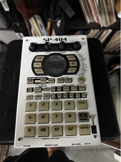 Roland sp 404