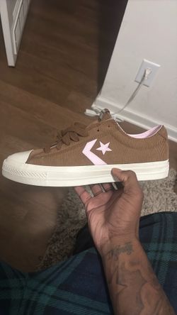 Size  13 brown low top converse